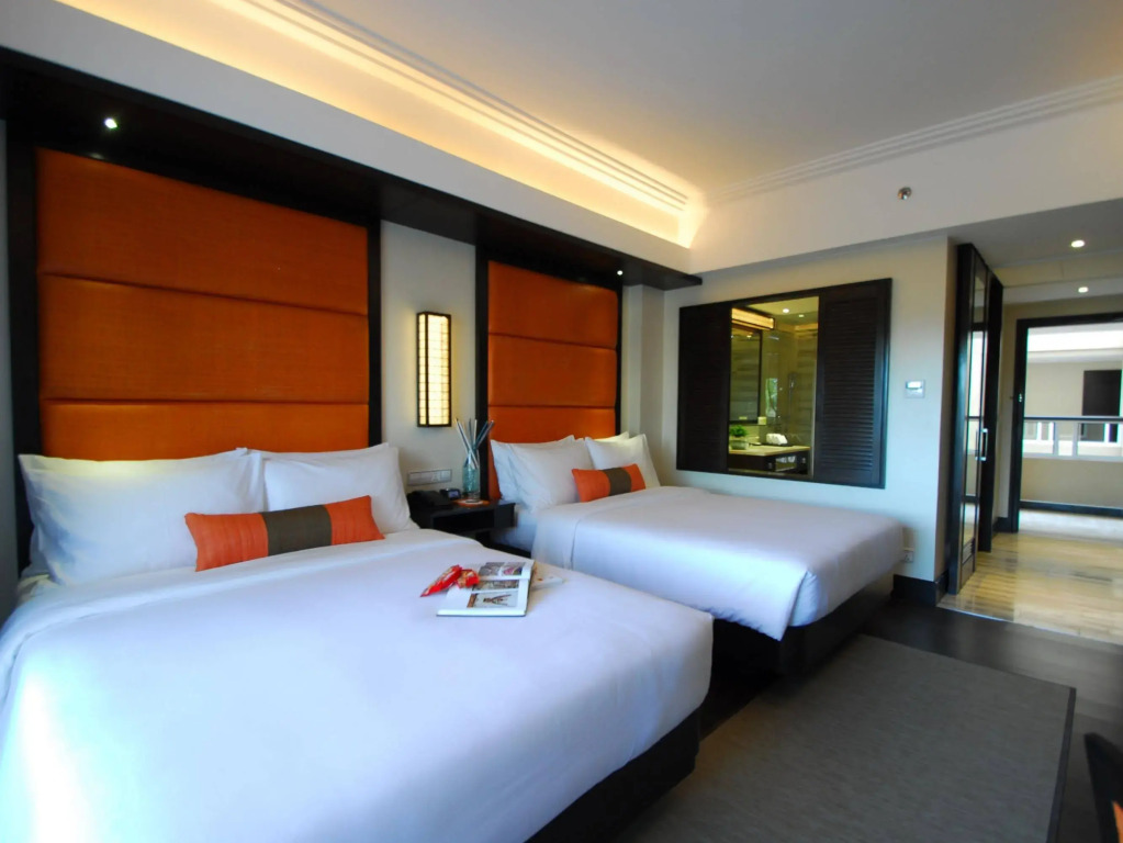 BE Grand Resort, Bohol