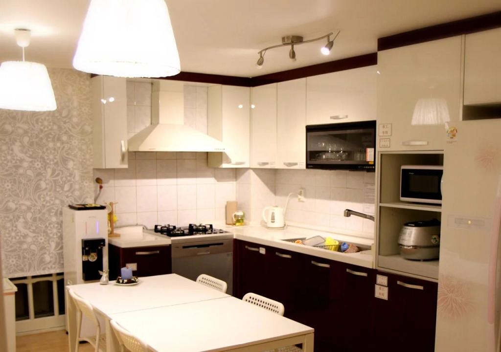 Jenna Suite Gangnam Garosu-gil