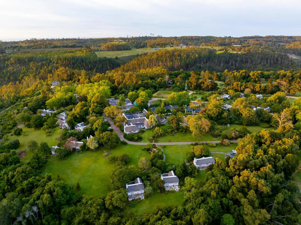 Hunters Country House