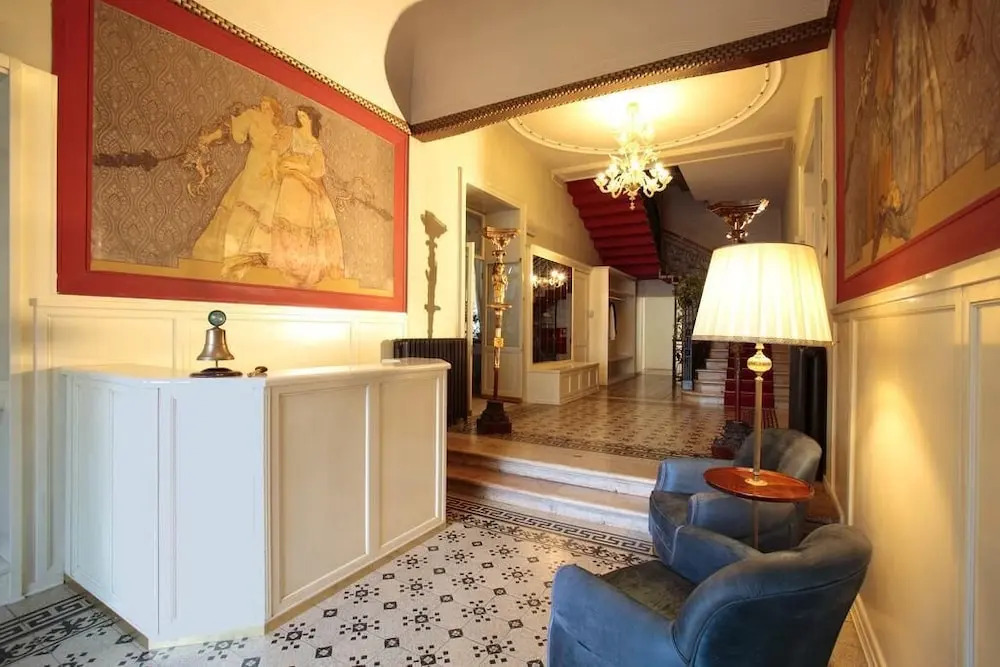 Hotel Croce Bianca