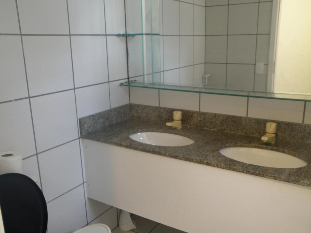 apartamento na beira mar 16