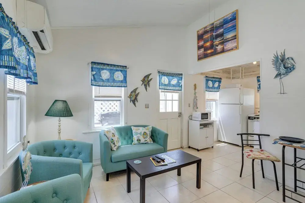 Steps to Seawall: Cozy Indian Rocks Beach Cottage
