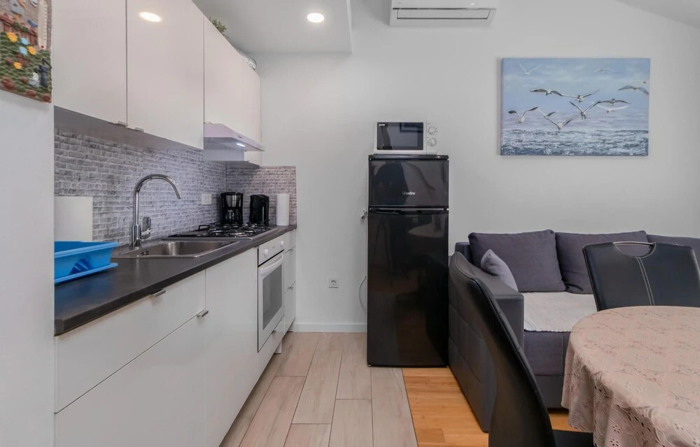 Awesome Apartment in Novi Vinodolski With 2 Bedrooms and Wifi