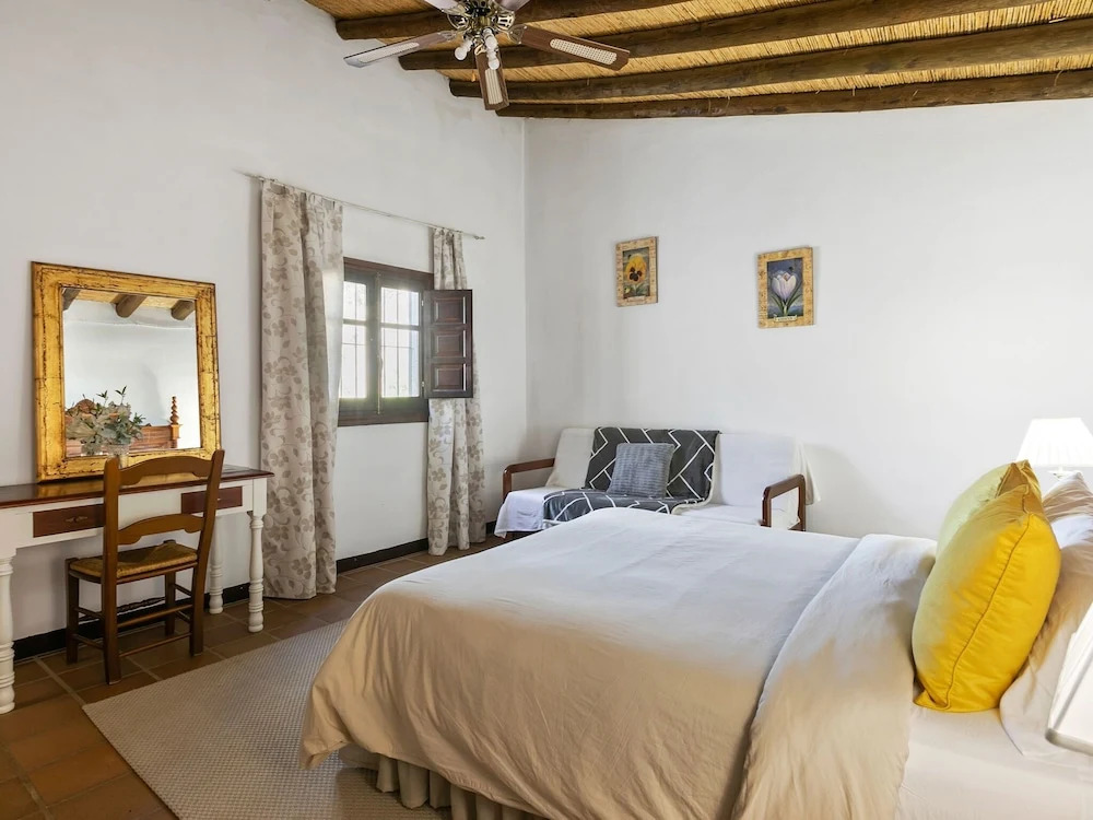 Modern Cottage in La Joya with Private Pool