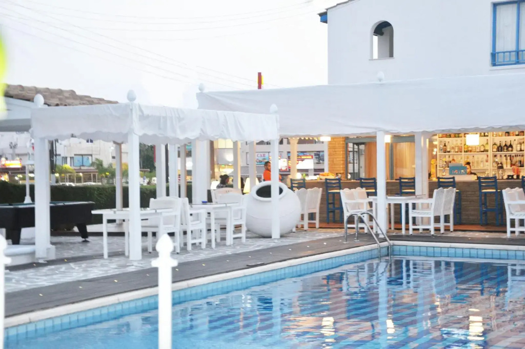 Tasmaria Aparthotel