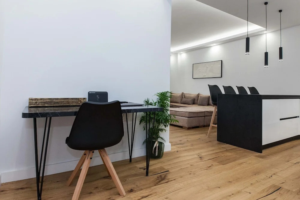 Kallithea Modern Living w Designer Touch