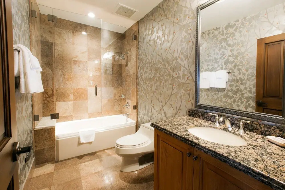 Premium Luxury Two Bedroom Suite with Mountain Views