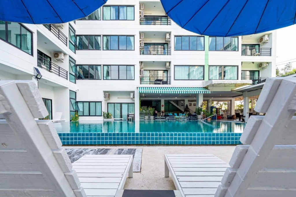 RedDoorz I-Talay Resort