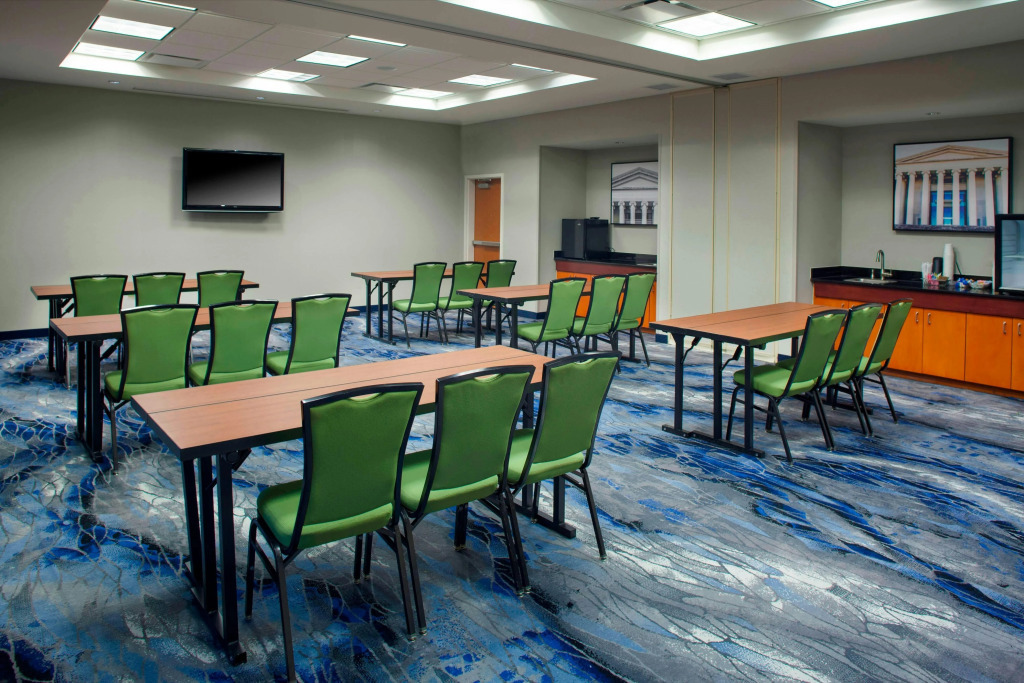 Fairfield Inn & Suites by Marriott Montgomery EastChase Pkwy