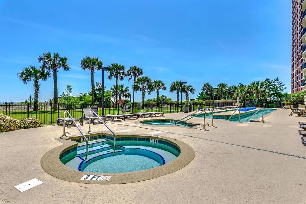 South Wind 1106 (3 Bedroom, Sleeps 10)