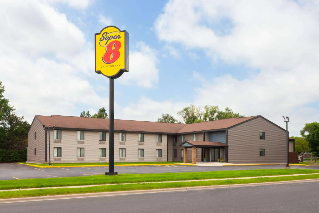Super 8 by Wyndham Sun Prairie/Madison E
