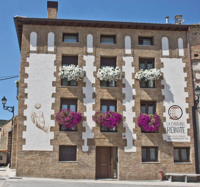 LA CASA DEL REBOTE