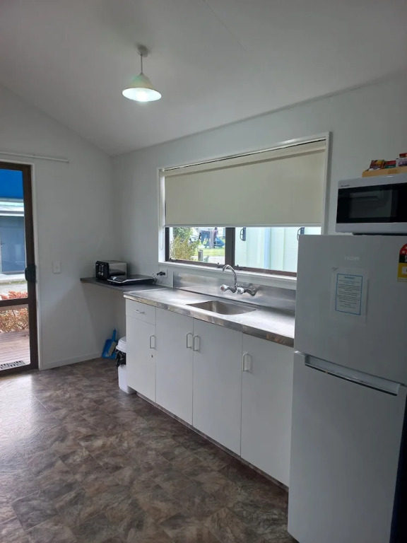 Kaiteriteri Recreation Reserve Cabins