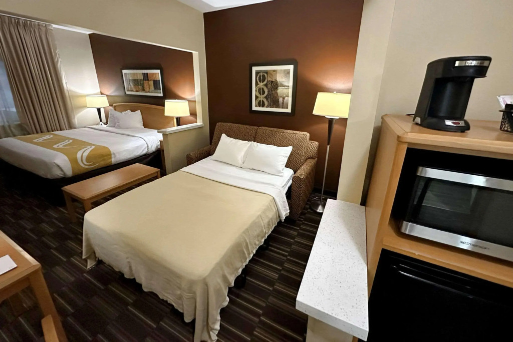 Quality Suites Near West Acres