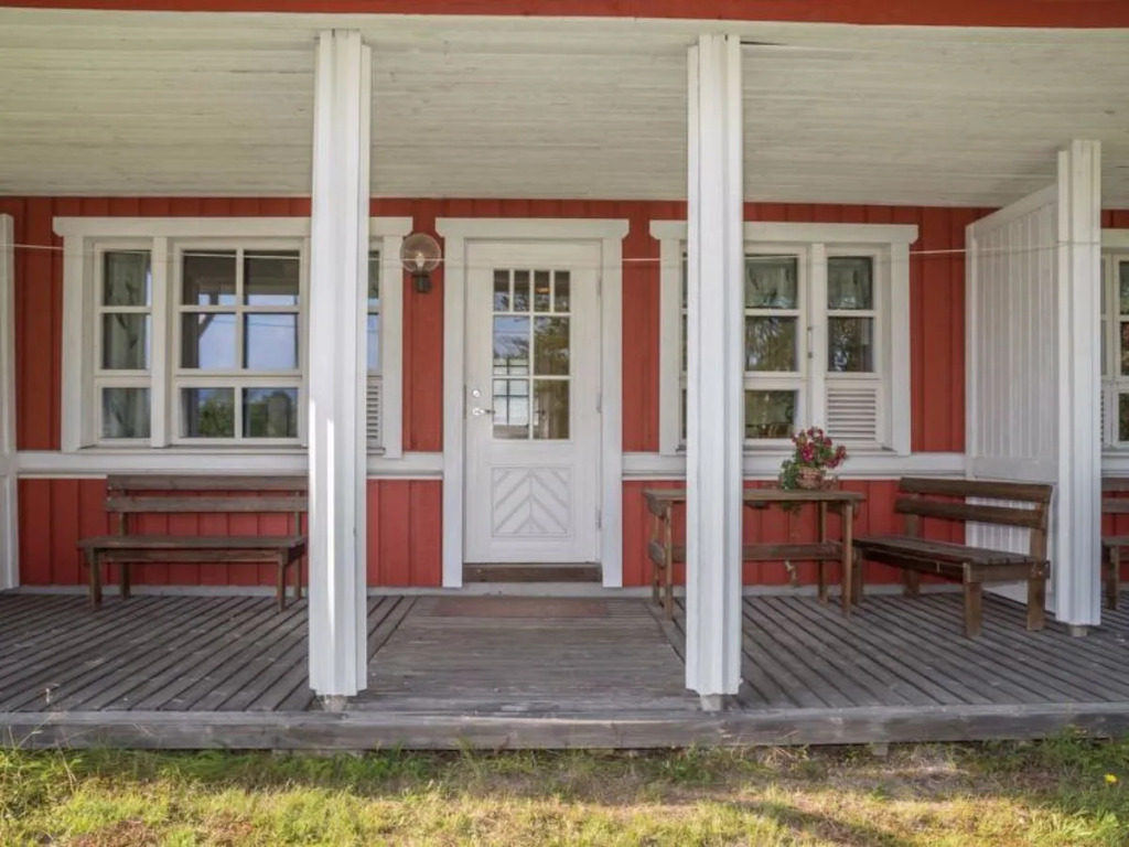 Yllaskarpalo 2 keskimmainen