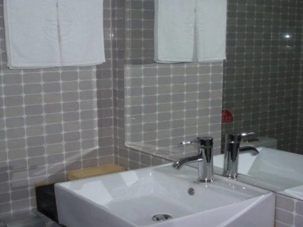 GreenTree Inn Yantai Xingfu Road Express Hotel