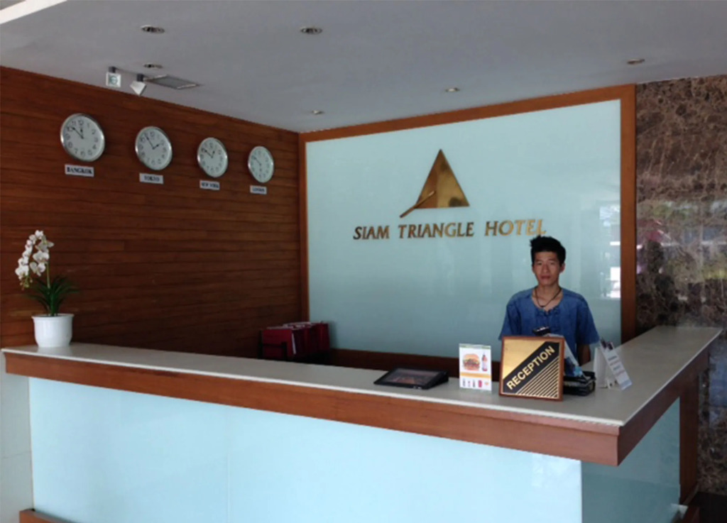A Hotel Simply