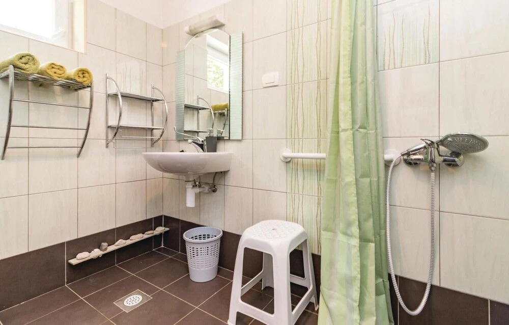 Nice Home in Manjadvorci With Outdoor Swimming Pool, Wifi and Outdoor Swimming Pool