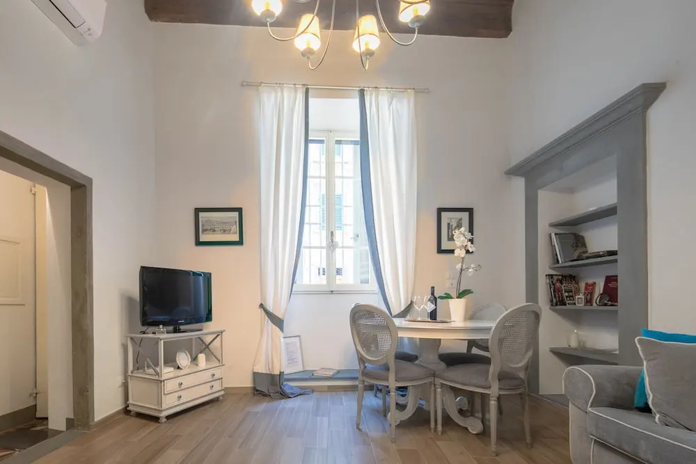 Acacia Your Home In Florence