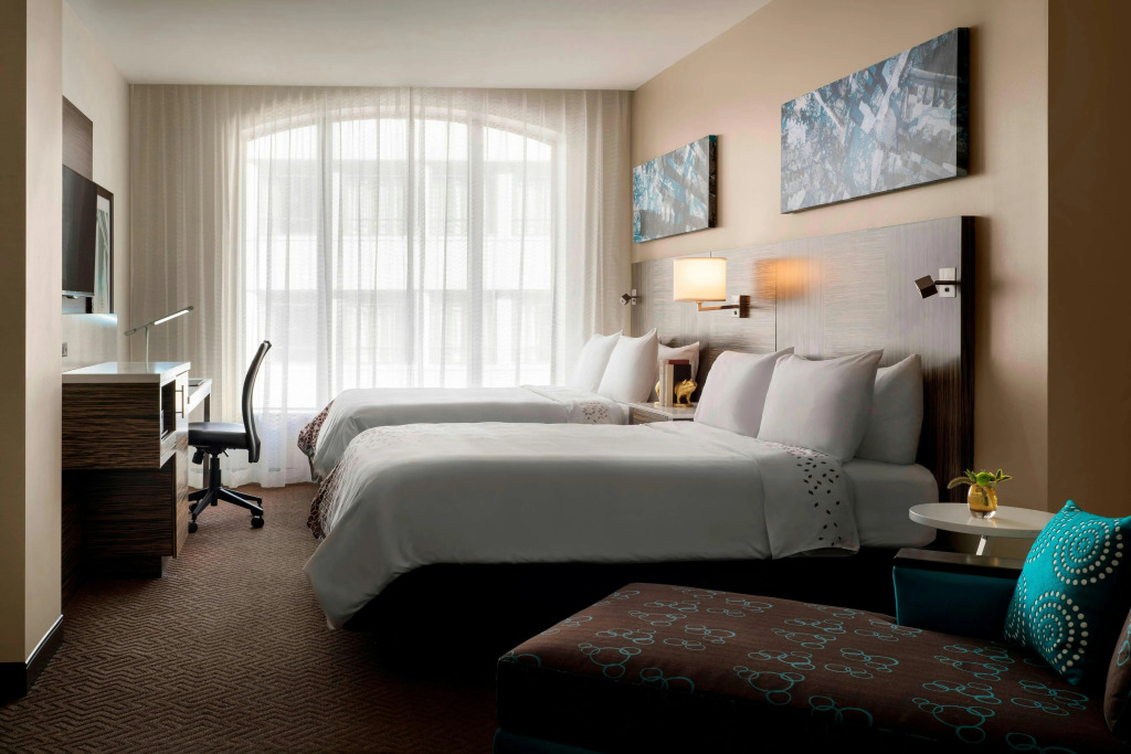 Renaissance Denver Downtown City Center Hotel