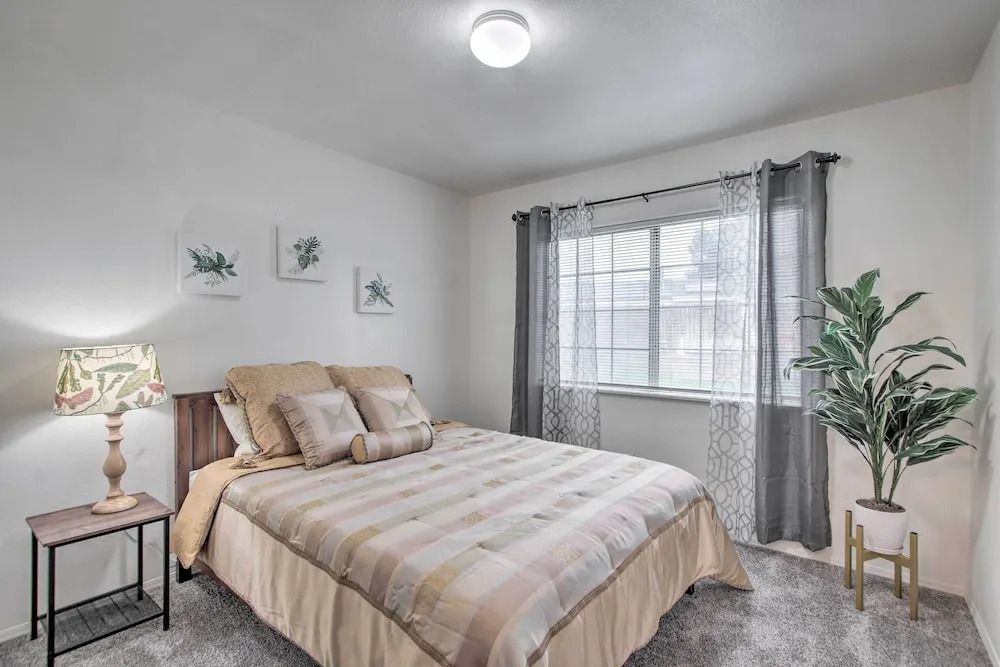 Renovated Bakersfield Home w/ Private Yard!