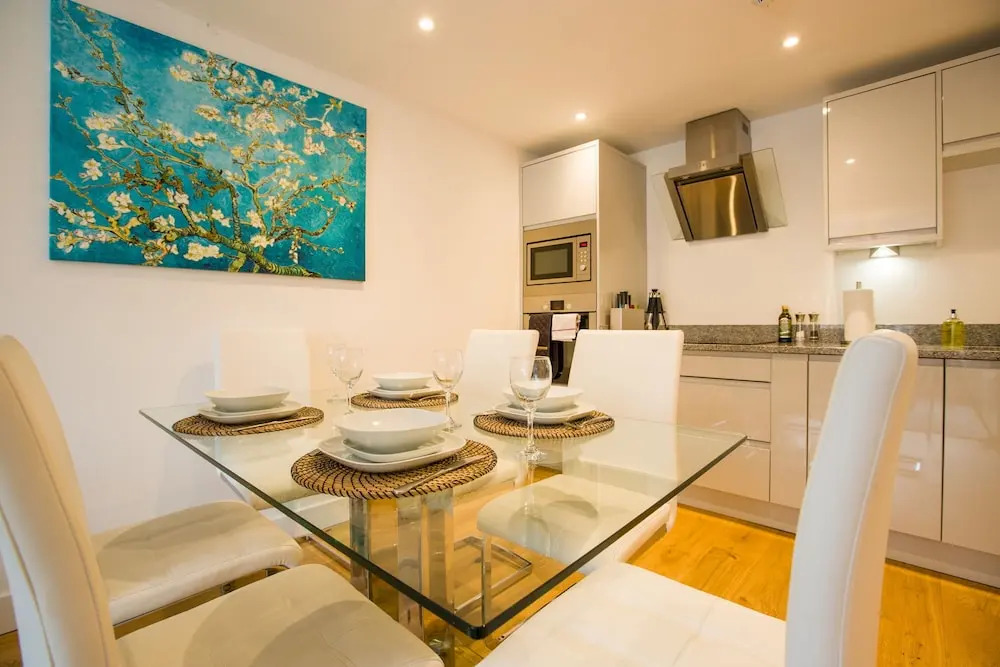 King Edward Apartments