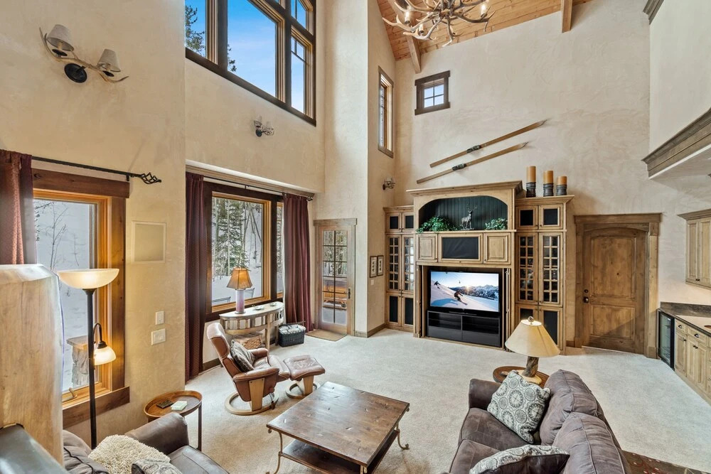 Keystone Gulch 8 Bedroom Home by Redawning