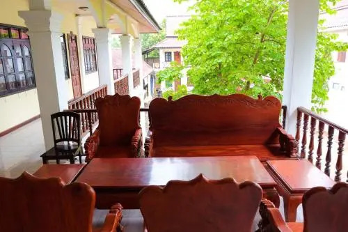 Dok Ban Hotel