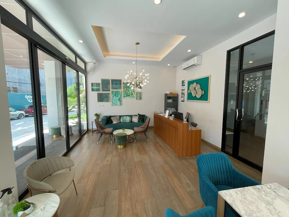 Palmetto Park Residence