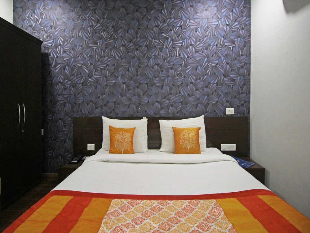 Capital O 6772 Hotel Mukund