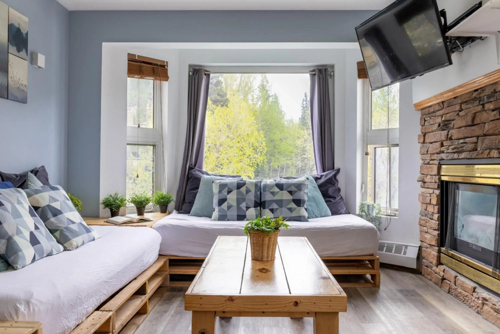 Samesun Banff Hostel