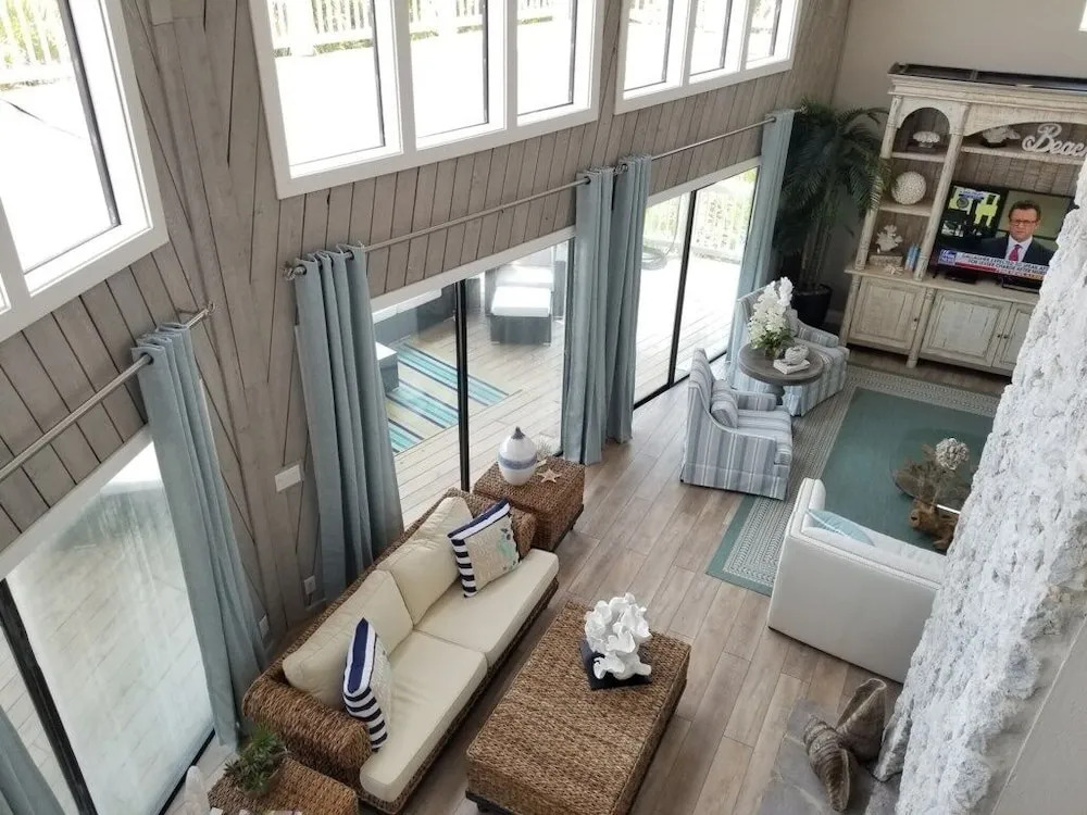 Seas The Day 5 Bedroom Home