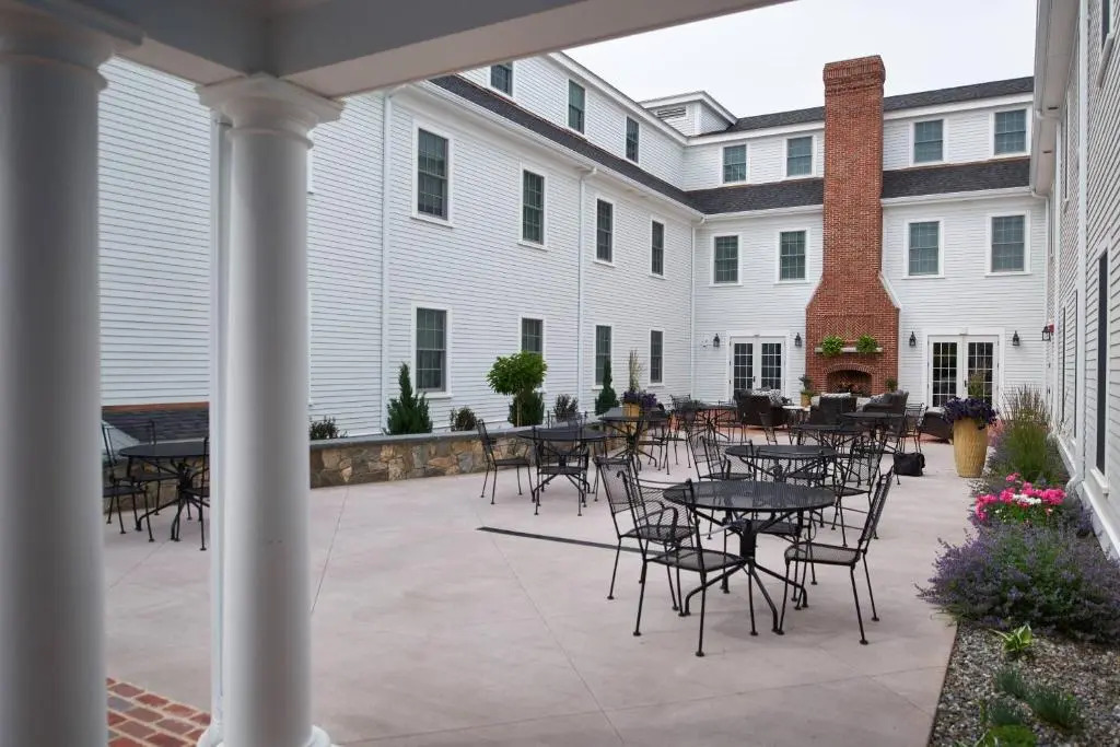 The Groton Inn