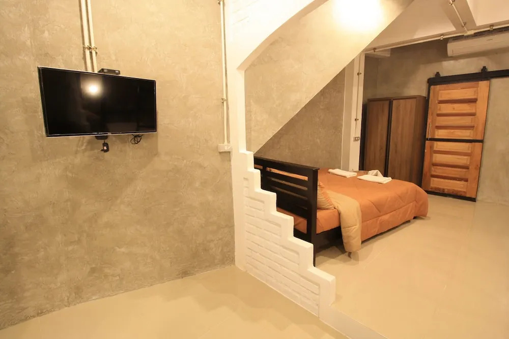 Sirin House
