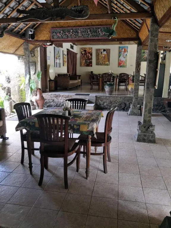 Temple Cafe & Seaside Cottages