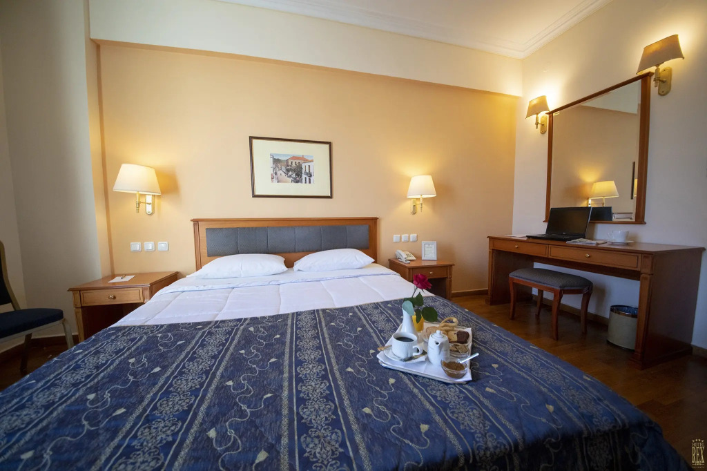 Rex Hotel