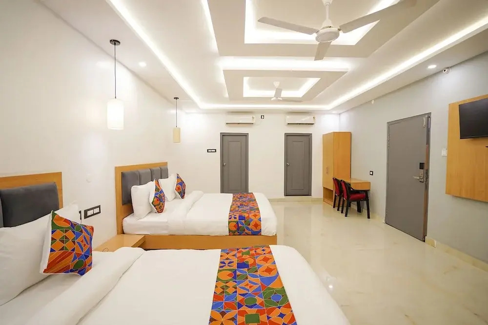 FabHotel Prime Kingston