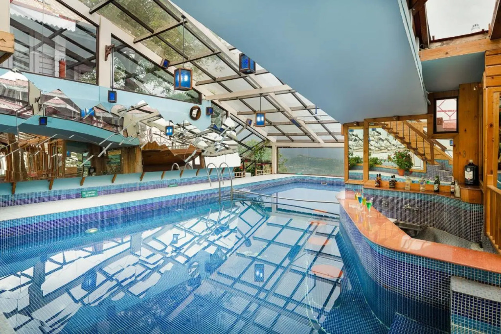 The Chalets Naldehra