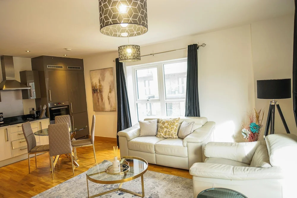 Dartford Luxury 2 Bed Apartment