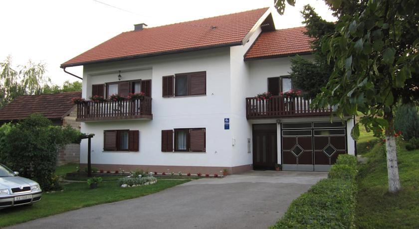 Apartment & Room Monika