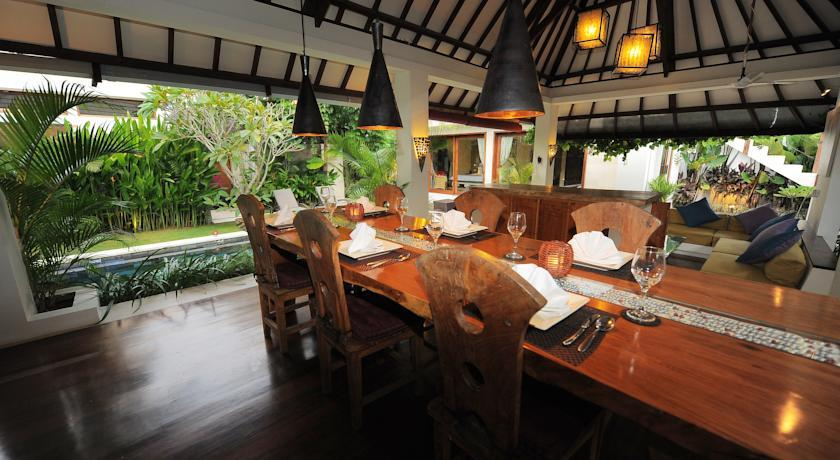 The Lane Villa