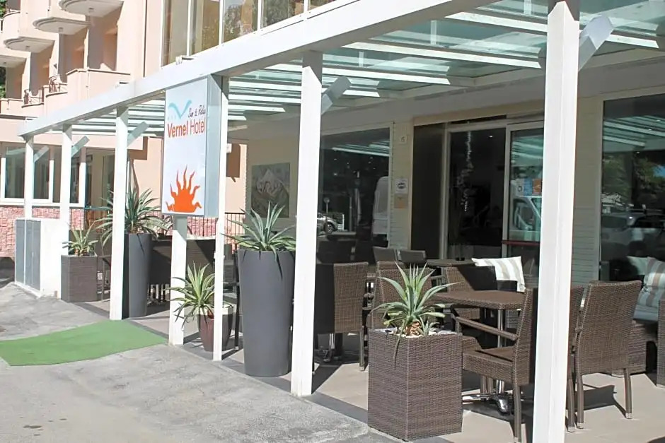 Hotel Vernel