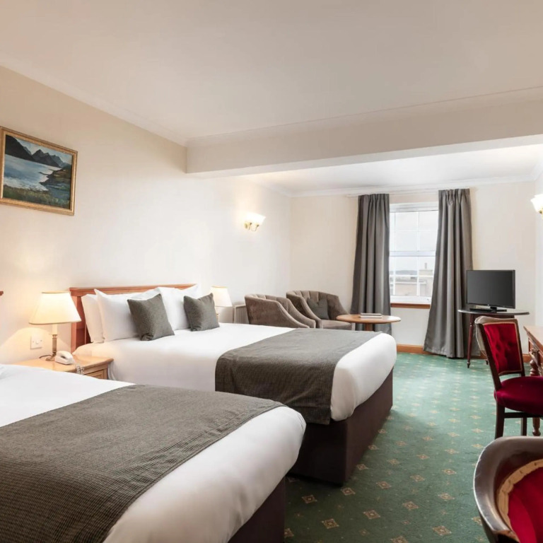 North West Castle Hotel
