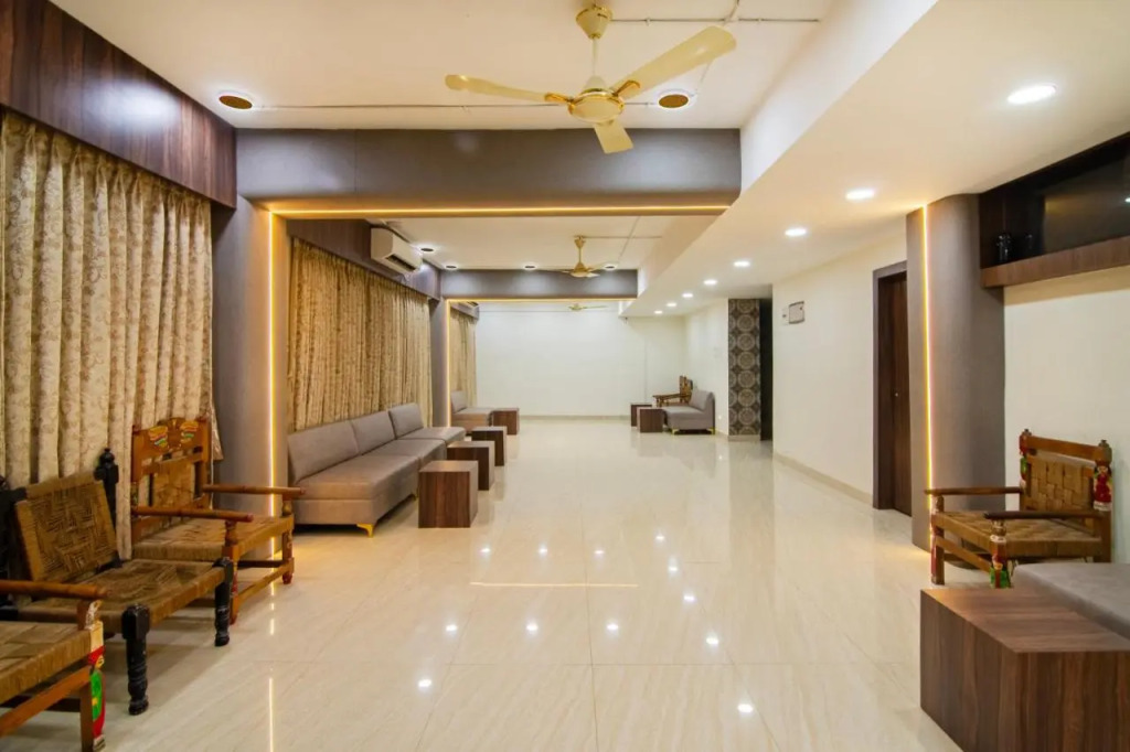 Treebo Petals Suites & Banquet - New Town