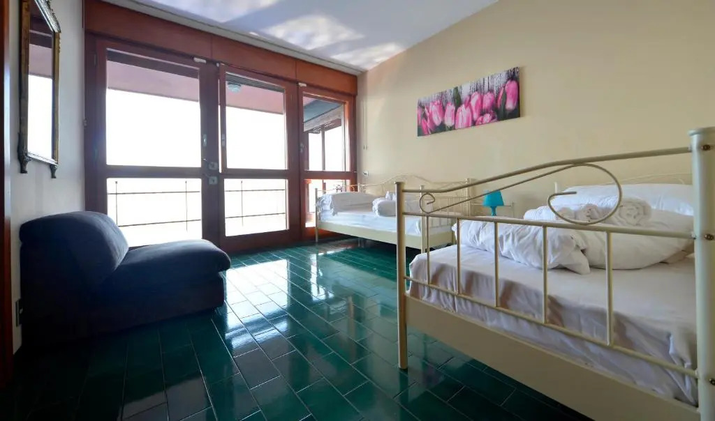 Holiday Garda Villa Dolcelago Lake Front