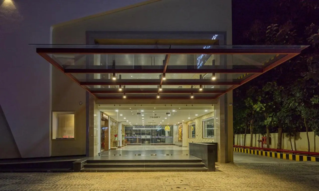 Golden Tulip Tirupati