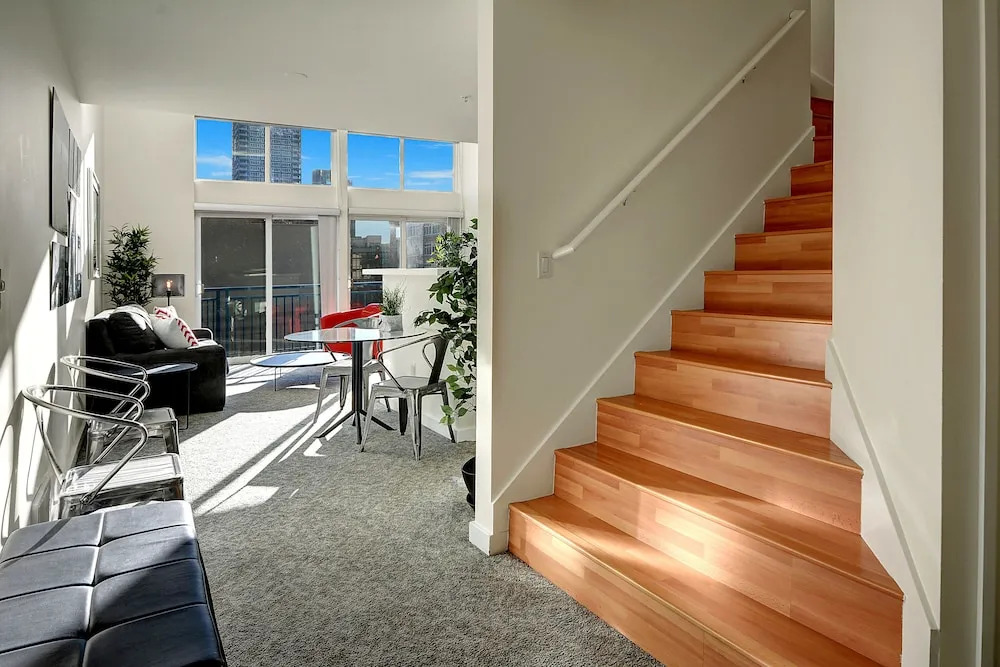 Belltown Court Loft Penthouse - One Bedroom Apartment with Balcony