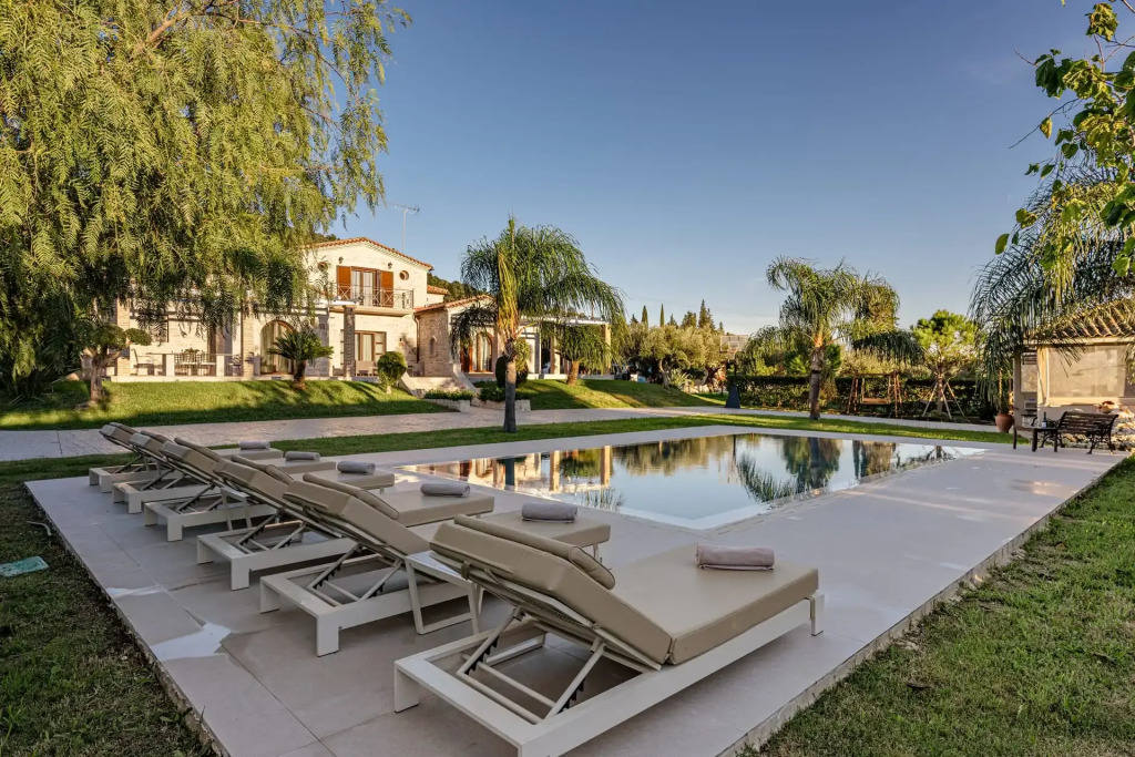 Terra Nostra Mansion and Events Venue