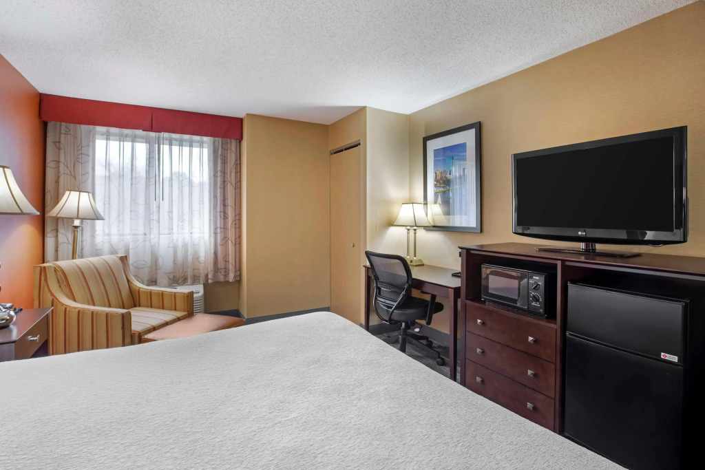 Best Western The Inn at Sharon - Foxboro