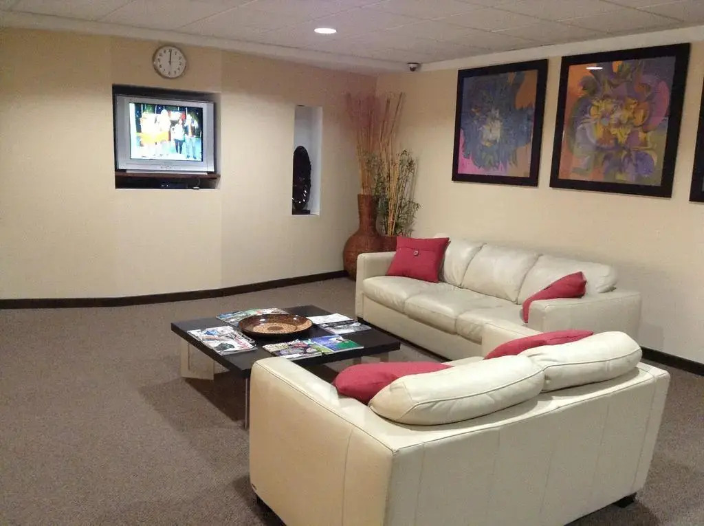 SJ SUITES HOTEL